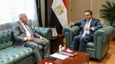 وزير الصحة يعقد اجتماعًا مع كامل الوزير لمتابعة تطورات منظومة الألبان الصناعيةفى مصر