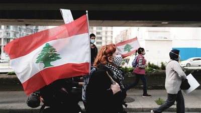 استشهاد 5 لبنانيين وإصابة آخرين جراء غارات إسرائيلية
