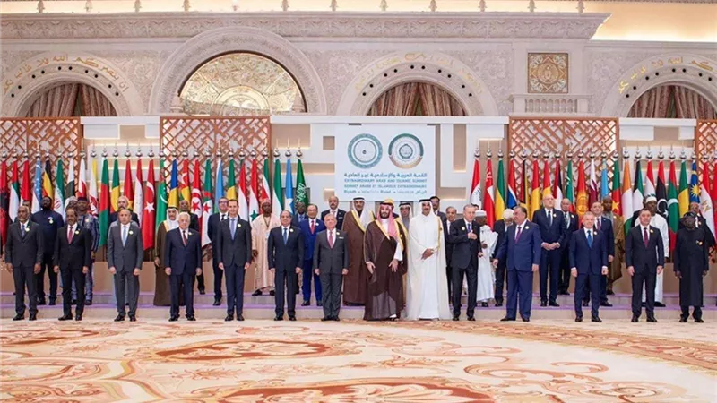 البيان الختامي للقمة العربية يدعو لحظر تصدير الأسلحة إلى إسرائيل