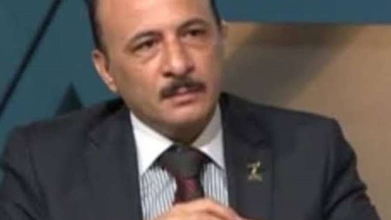 الخبير المصرفي عزالدين