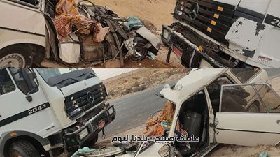 مصرع وإصابة 3 أشخاص في حادث تصادم نقل ثقيل وأجرة بطريق السخنة الزعفرانة