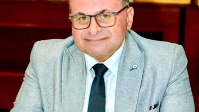 أستاذ اقتصاد: إتاحة أدوات الدين الحكومي للاستثمار أمام الأفراد يجذب شريحة جديدة من المستثمرين