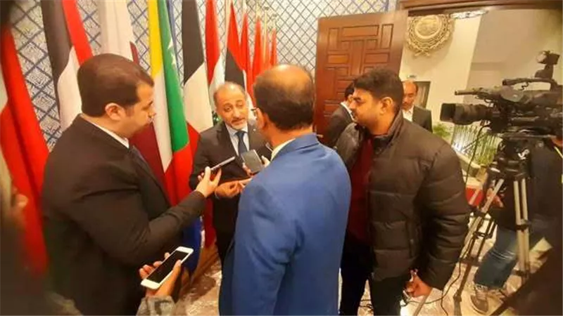 السفير العكلوك: مجلس الجامعة العربية يستنكر الفيتو الأمريكي ويؤكد على تنفيذ مذكرتي إعتقال نتنياهو وغالانت