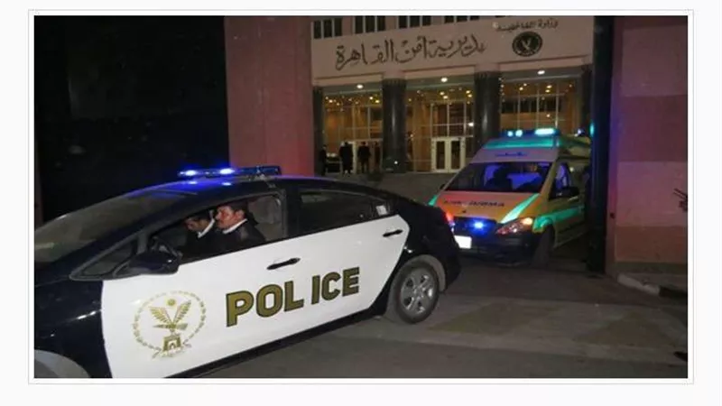 من أمام منزل مالكها .. القبض على لصين سرقا سيارة في الساحل