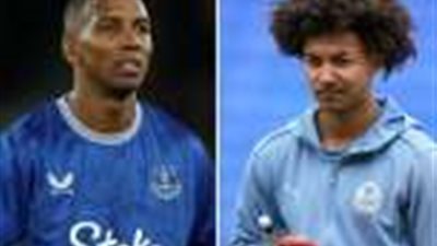 مواجهة بين الأب والابن.. نجم مانشستر يونايتد السابق يلعب أمام نجله