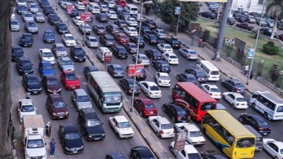 النشرة المرورية.. حالة الحركة في شوارع وطرق محافظة القاهرة