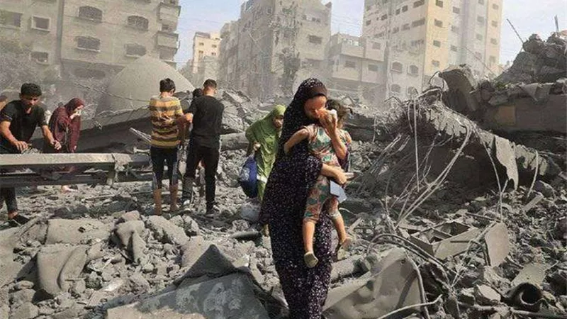 استشهاد 25 فلسطينيًا في غارات إسرائيلية علي غزة