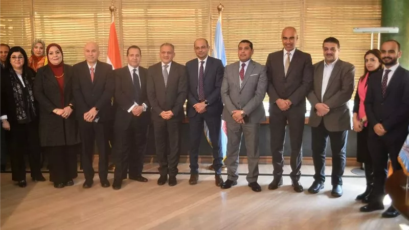 اتفاقية تعاون تجمع البورصة المصرية مع جامعة الأهرام الكندية