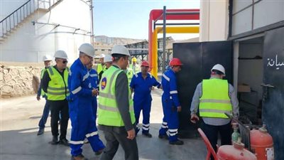رئيس شركة أسيوط لتكرير البترول يتفقد إجراءات السلامة في شركات جنوب الصعيد