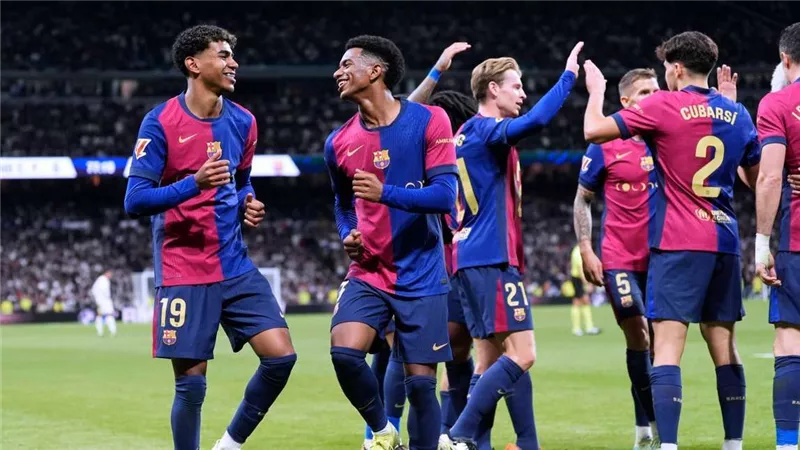التشكيل المتوقع لمباراة برشلونة وبروسيا دورتموند في دوري الأبطال أوروبا