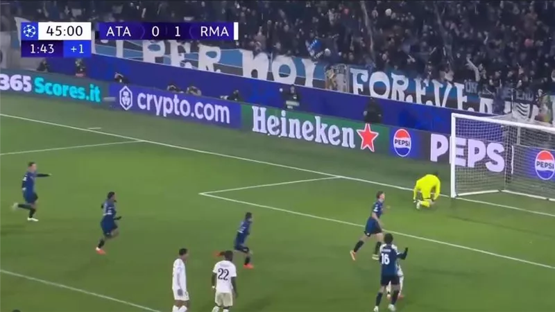 التعادل الإيجابي يحسم الشوط الأول من مواجهة ريال مدريد وأتالانتا