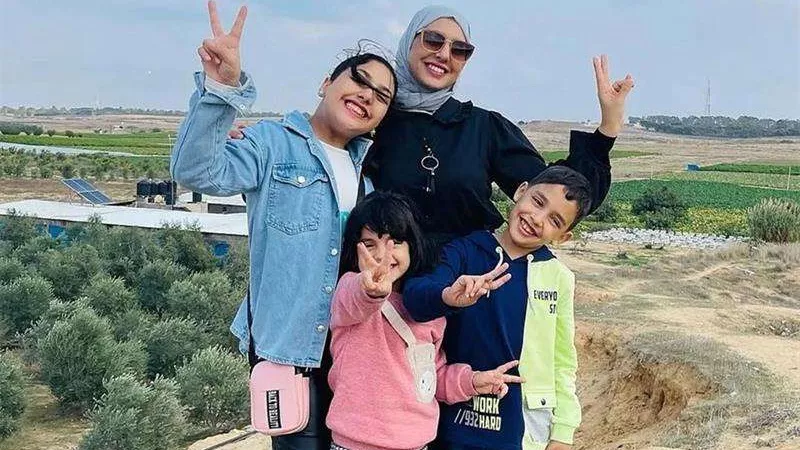 استشهاد صحافية فلسطينية وأسرتها في غارة إسرائيلية على غزة