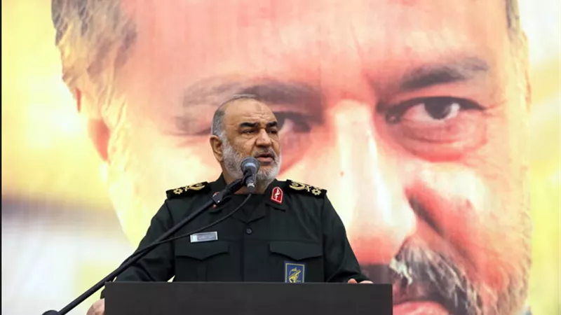قائد الحرس الثوري الإيراني: يجب على إيران التكيف مع 