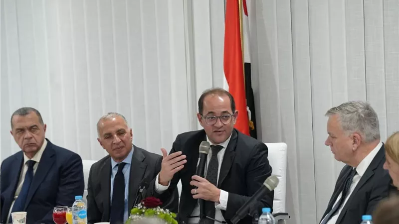 وزير المالية : السياسات المالية تلعب دور كبير  فى دفع حركة الاستثمار والنمو