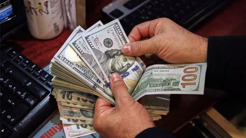 تعرف على سعر الدولار مقابل الجنيه في البنوك خلال منتصف تعاملات اليوم الخميس 12 ديسمبر 2024
