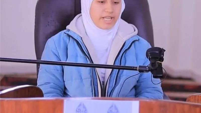 وزير الأوقاف ينعى المتسابقةَ سعاد رجب المزين ووالدتها