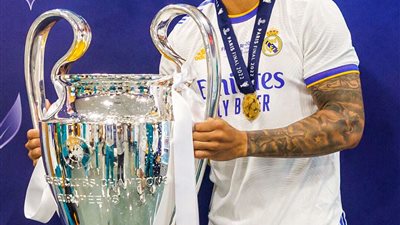 لاعب ريال مدريد السابق تحت أنظار الأهلي