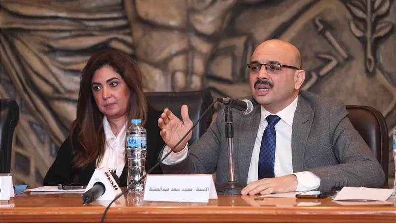 محمد سعد: هناك مواد في التشريعات تتناقض مع نصوص الدستور
