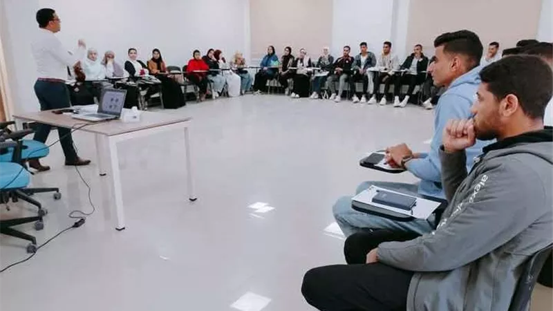 بالصور.. بدء فعاليات الأسبوع الأول لريادة الأعمال بجامعة أسيوط التكنولوجية