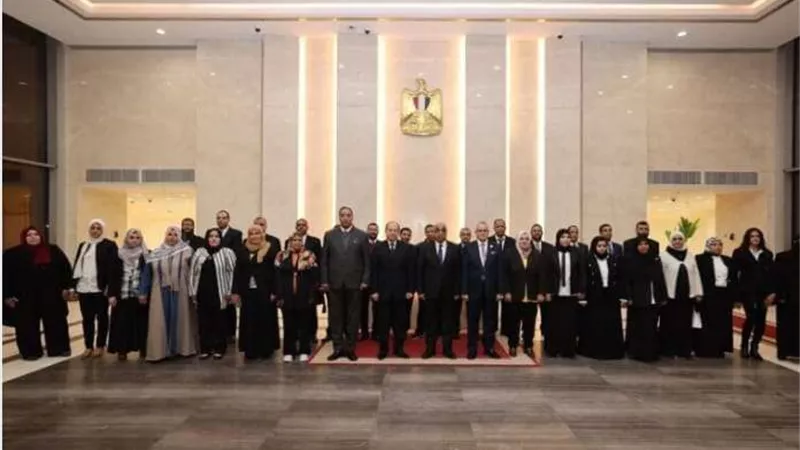 الأعضاء القانونيين الجدد بـ«الشهر العقاري» يؤدون اليمين القانونية أمام وزير العدل