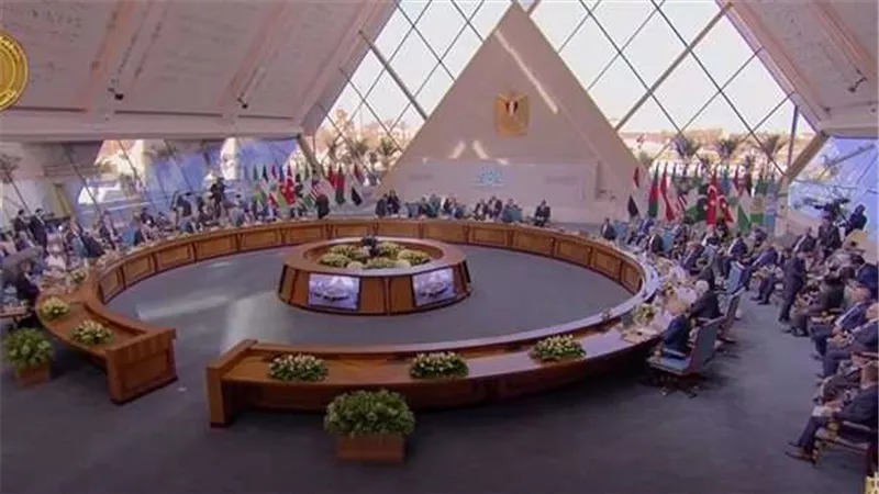 إنطلاق أعمال القمة الـ11 لمنظمة الدول الثماني النامية للتعاون الاقتصادي