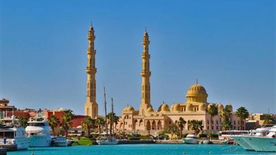 إشغال الفنادق السياحية بالبحر الأحمر يصل إلى 90%.. تعرف على السبب
