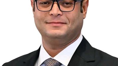 وزير الإسكان يستعرض الاستعدادات الخاصة بإطلاق مبادرة 