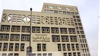 «المالية» تعلن مواعيد صرف مرتبات يناير وفبراير ومارس 2025