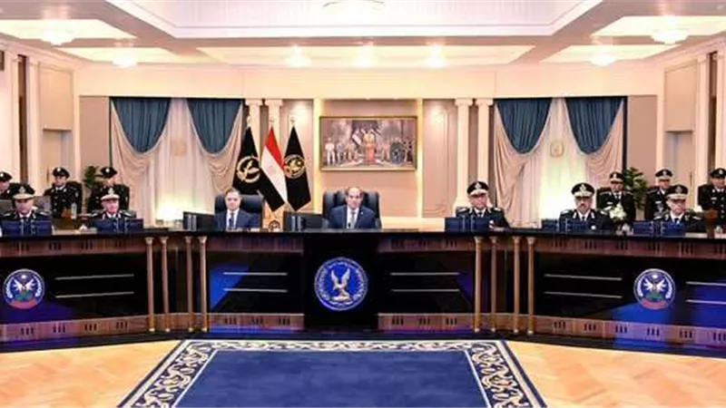 السيسي يُثمّن دور القوات المسلحة والشرطة في حماية الوطن