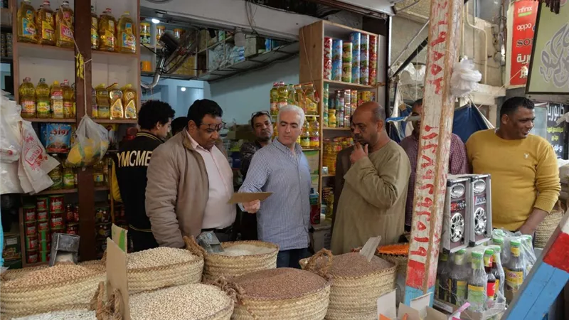 تحرير 18 مخالفة تموينية بدسوق والرياض في كفر الشيخ