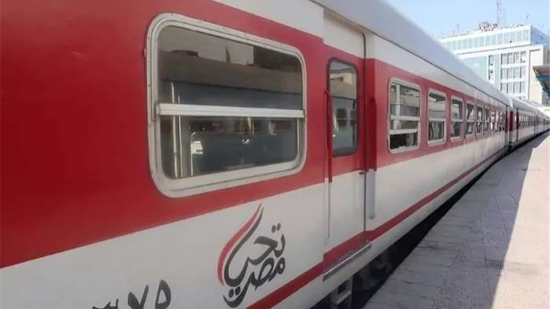 جدول مواعيد القطارات على خط القاهرة اسكندرية.. «مكيف - روسي - VIP»