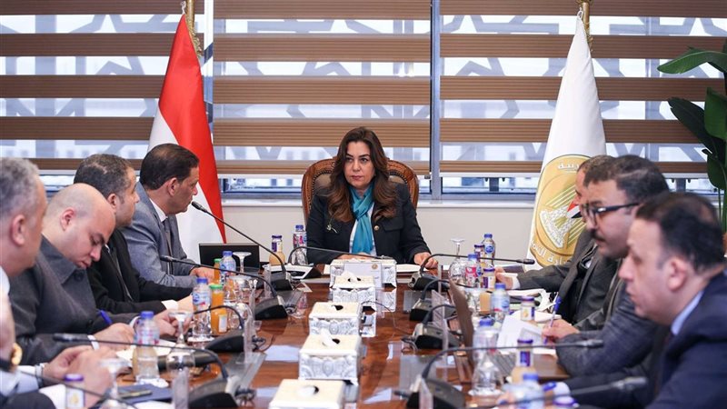 خلال الاجتماع