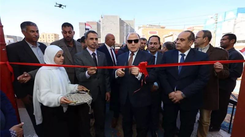 محافظ كفر الشيخ يفتتح مدرستي محمد وهيب الإعدادية ولاندهور الابتدائية في بلطيم