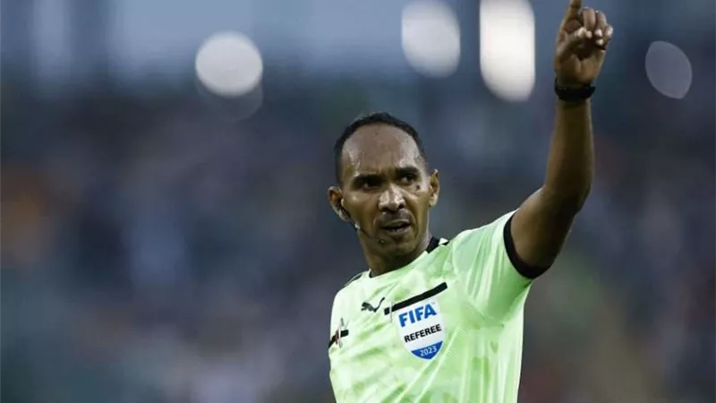 دوري أبطال إفريقيا.. طاقم تحكيم موريتاني لمباراة الأهلي وأورلاندو