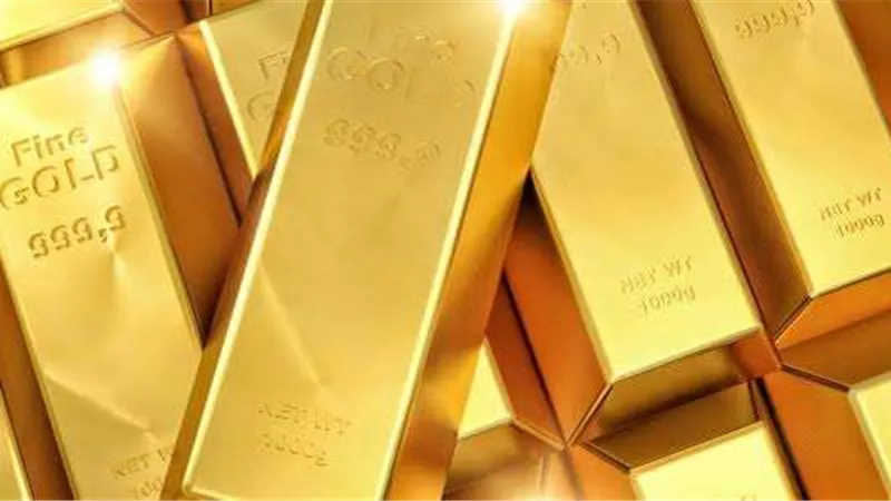 قبل اجتماع البنك المركزي اليوم.. الذهب يلمع عالميًا وسط ضعف الدولار والاضطرابات الجيوسياسية