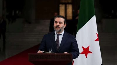 وزير الخارجية السوري يبدأ جولته العربية بزيارة قطر ..وسط تصاعد التوترات في الشمال