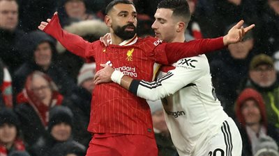 التعادل السلبي يحسم الشوط الأول بين ليفربول ومانشستر يونايتيد بالبريمرليج