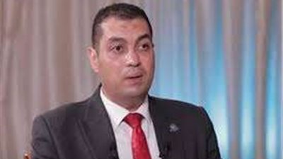 مستشار الأمن السيبراني يحذر من تحميل التطبيقات غير الموثوقة