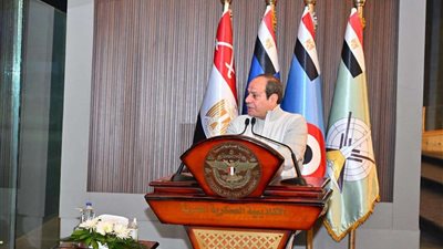 الرئيس السيسي: نعمل على زيادة المياه المحلاة والمعالجة لمواجهة الفقر المائي