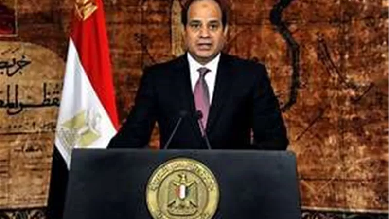 السيسي وميتسوتاكيس يتفقان على تكثيف التنسيق لاحتواء التوترات الإقليمية