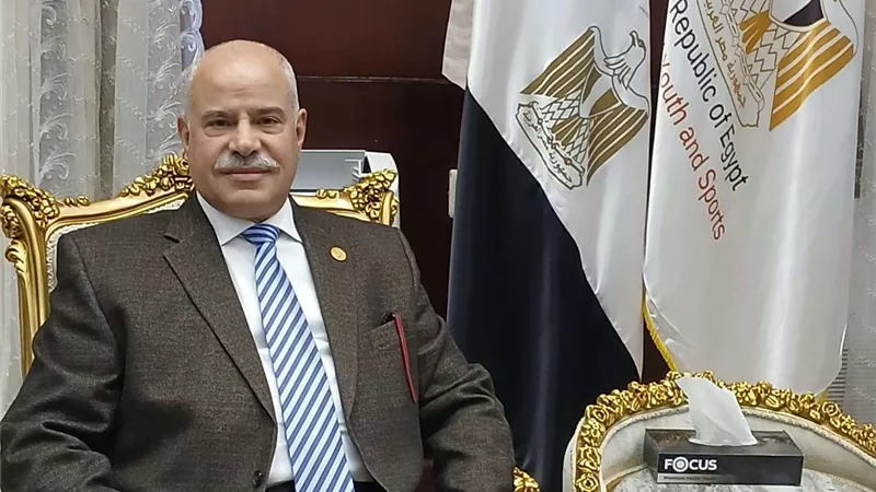 أمريكا تعاقب الجنائية الدولية .. اللواء رأفت الشرقاوي يوجه رسالة هامة