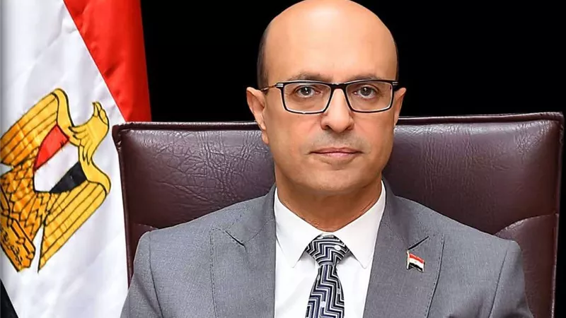 إنجاز طبي بصعيد مصر.. أول تفتيت حصوات مرارية بالتنظير المتقدم