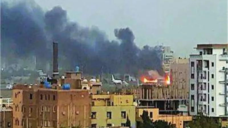 هجوم مدفعي ومُسيرات جوية للجيش السوداني في قلب بحري.. تصعيد جديد للأزمة