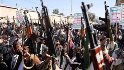 جماعة الحوثي تُعلن قصف وزارة الدفاع الإسرائيلية في تل أبيب