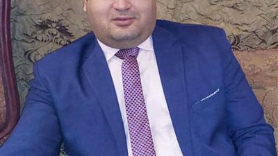 خبير علاقات دولية يكشف تحديات تواجه دول الثماني الإسلامية