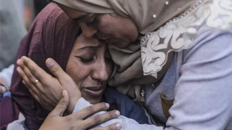 رسميًا.. الإعلان عن إبرام اتفاق وقف إطلاق النار في غزة وتبادل الأسرى بين إسرائيل وحماس