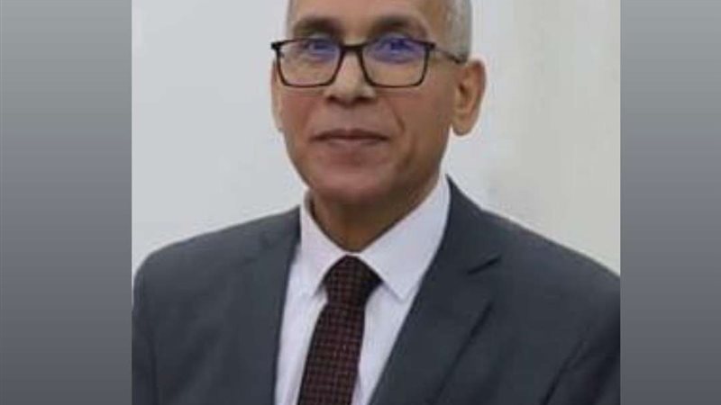 عميد الكلية