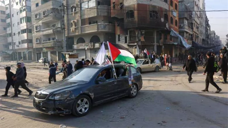 إسرائيل تبدأ تنفيذ اتفاق وقف إطلاق النار في غزة اليوم