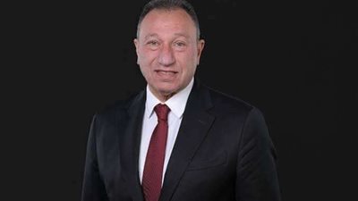 رحلة الكابتن محمود الخطيب مع عالم الساحرة المستديرة الالام والإنجازات
