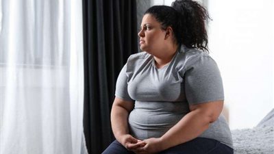 العلاقة بين الوزن والاكتئاب: كيف يؤثر فقدان الوزن على صحتك النفسية؟